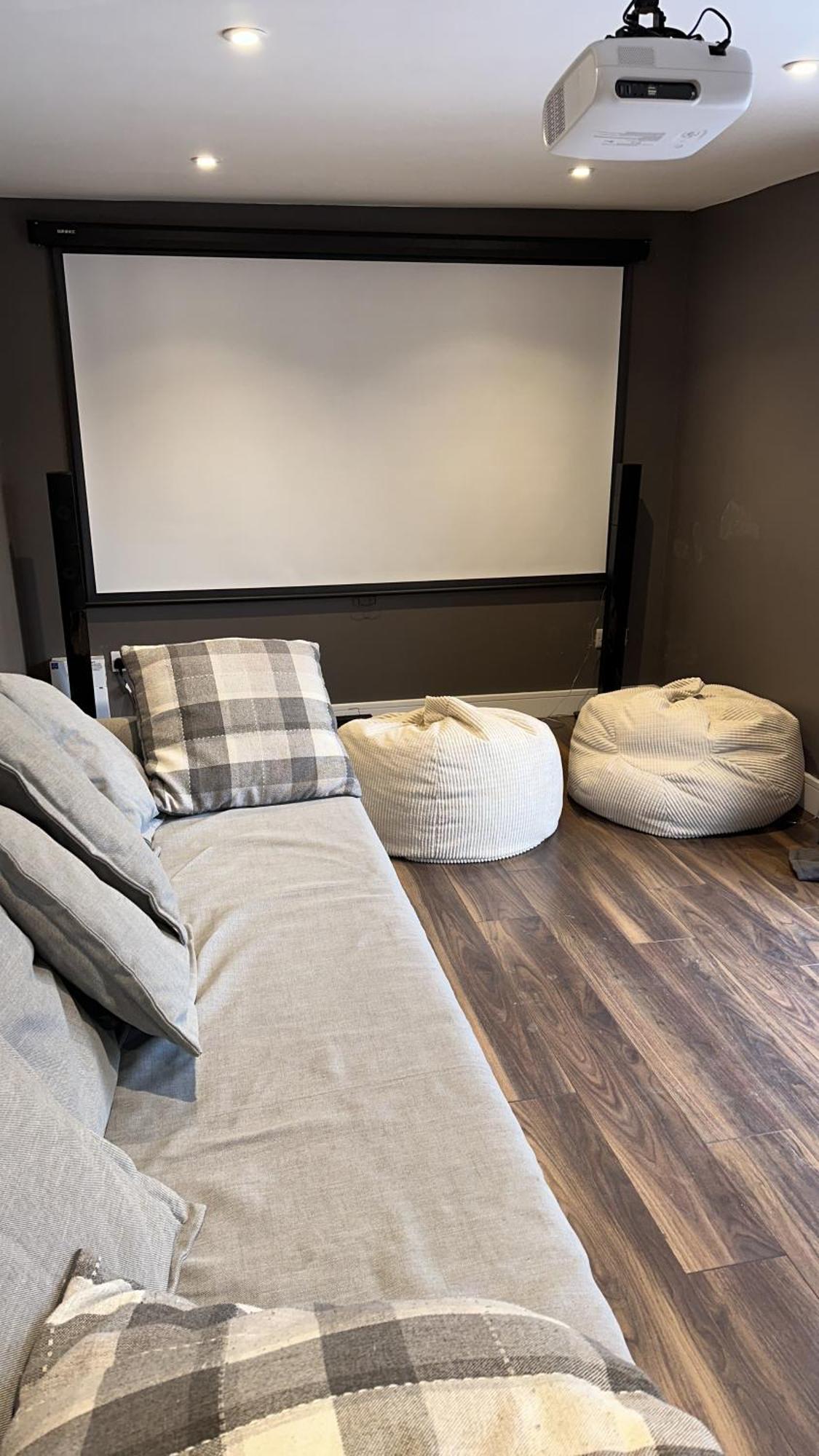 Modern Harrogate House Sleeps 10, Cinema Room & Hot Tub Zewnętrze zdjęcie